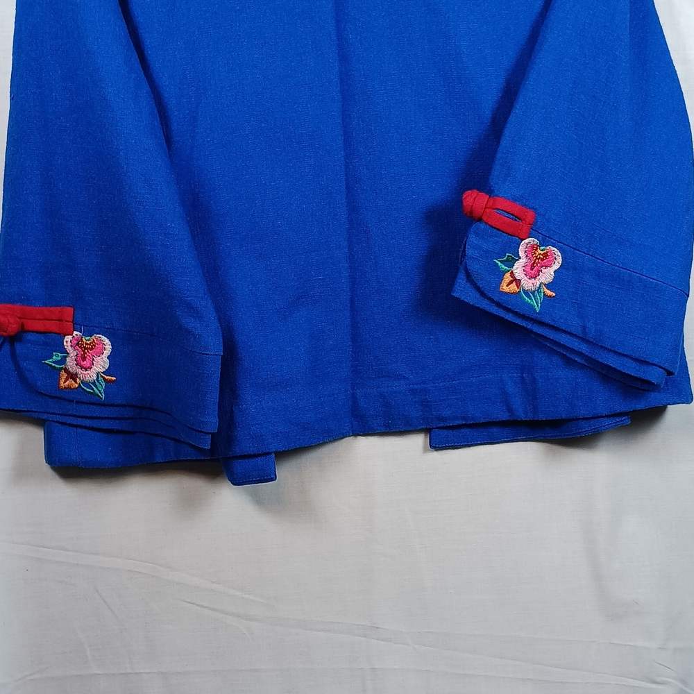 Blue Embroidered Asian Jacket with Floral Accents Size Xl - Picture 14 of 14